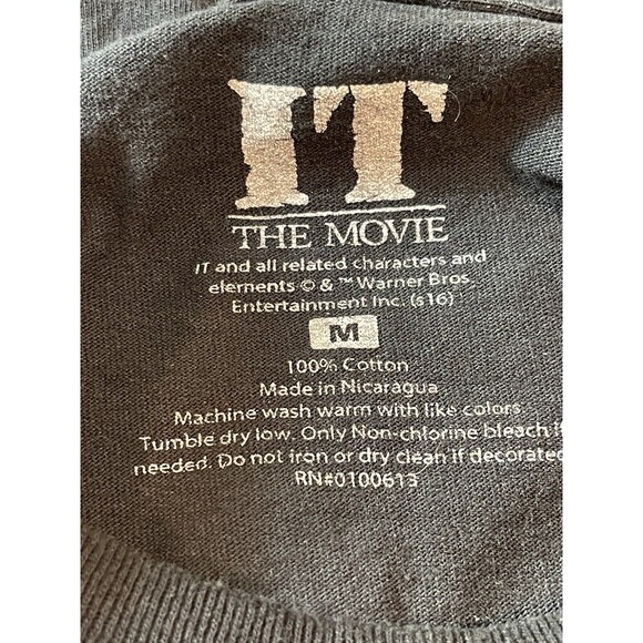 Halloween Stephen King IT Black Graphic With Face  Sz M Scary T-shirt - Picture 7 of 8